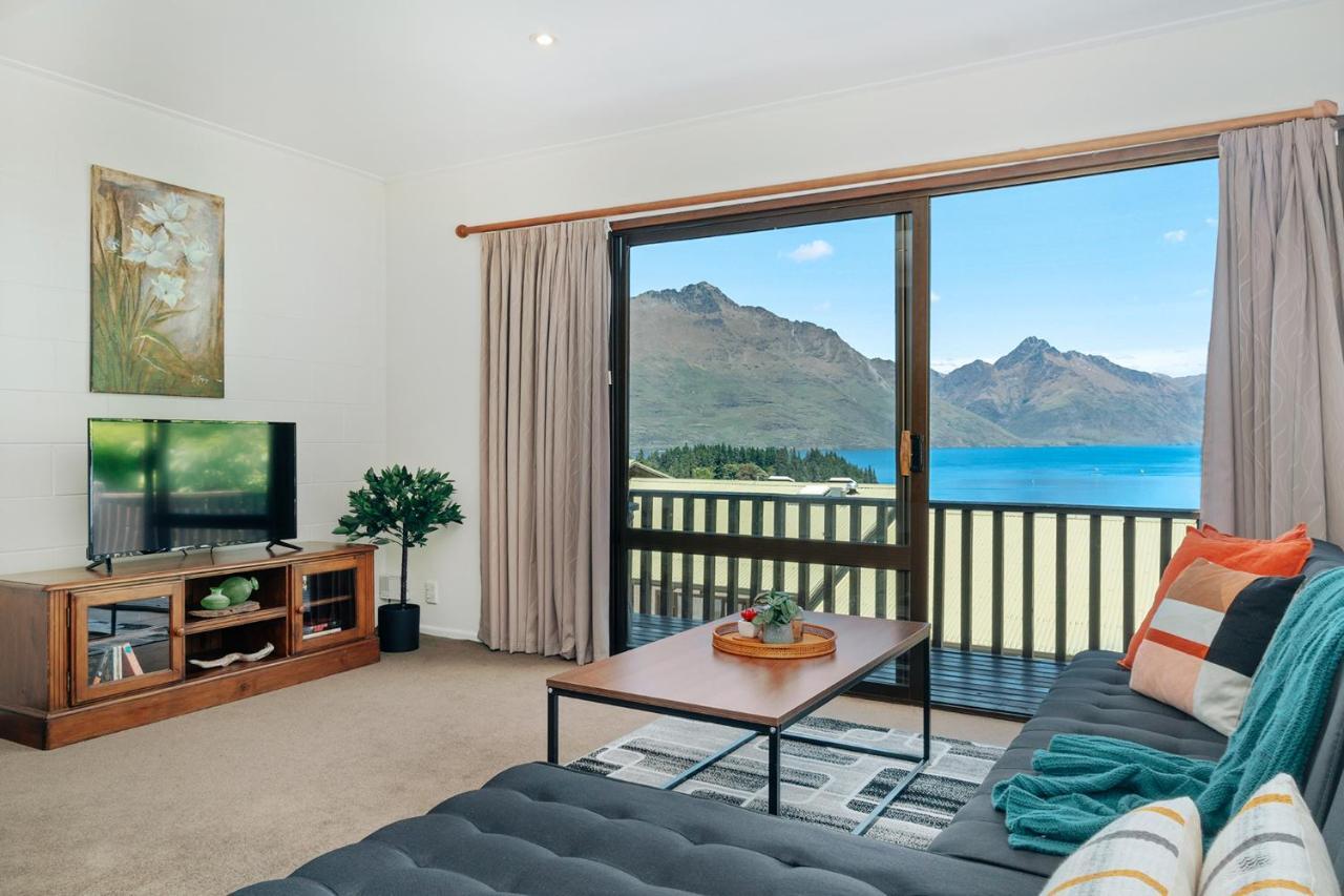 Town Centre Location With Stunning View - Unit 1 Leilighet Queenstown Eksteriør bilde