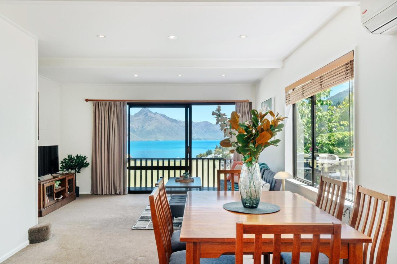 Town Centre Location With Stunning View - Unit 1 Leilighet Queenstown Eksteriør bilde